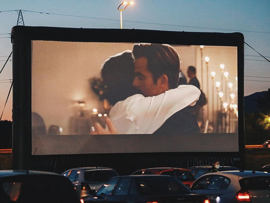 В Москве открылись автокинотеатры. Какой выбрать?