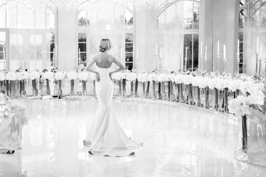 «К нам приходят за элегантными свадьбами и