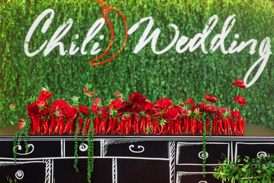 Зелень в свадебном оформлении: идеи и реальные