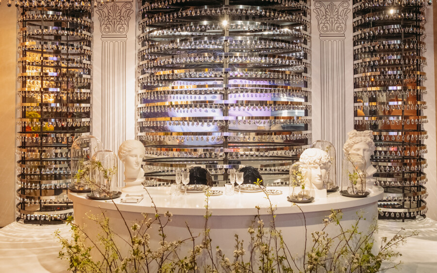 Новое пространство для декораторов, организаторов и невест