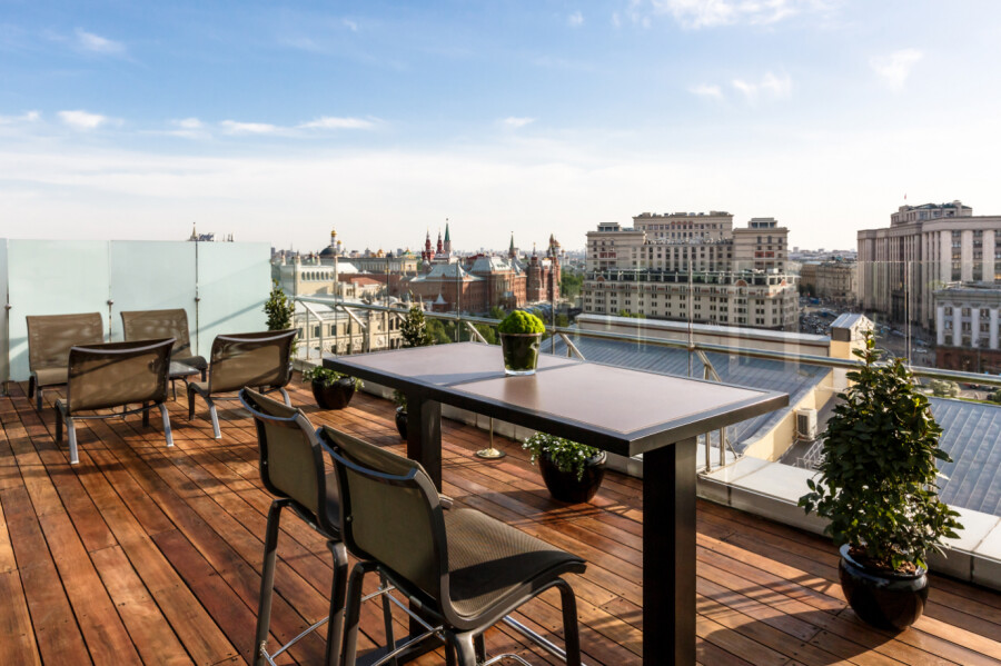 Номер с террасой — лучший выбор для съемки