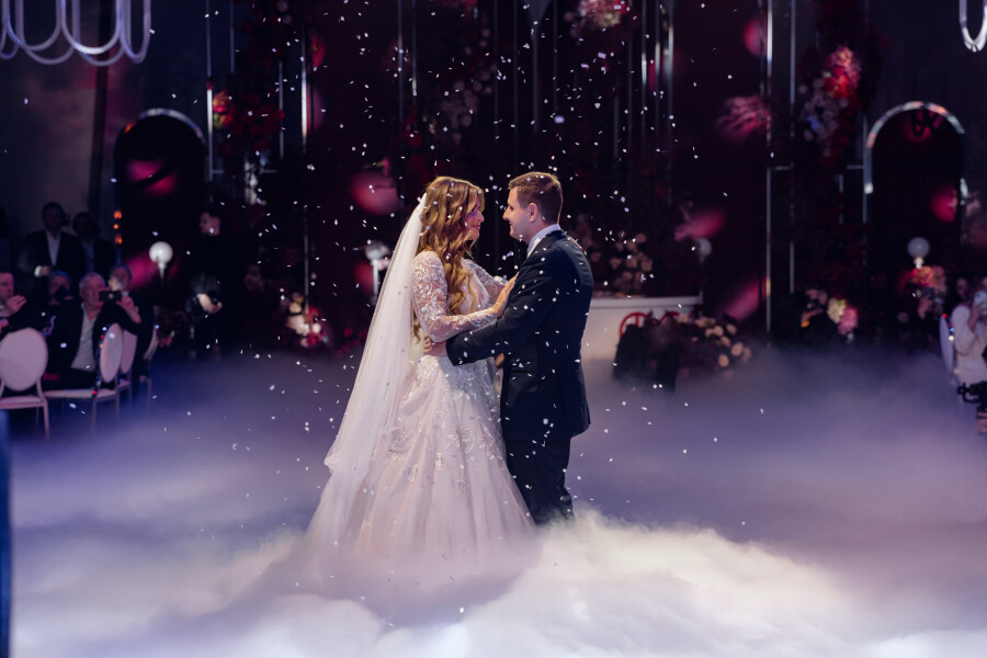 Свадьба во всех оттенках красного в Orion