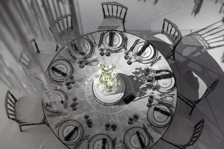 Краски жизни: концептуальное оформление свадьбы от студии