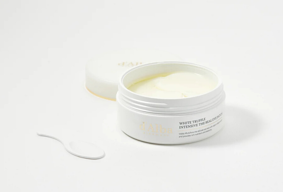 Что в косметичке у стилиста Юлии Плотниковой?