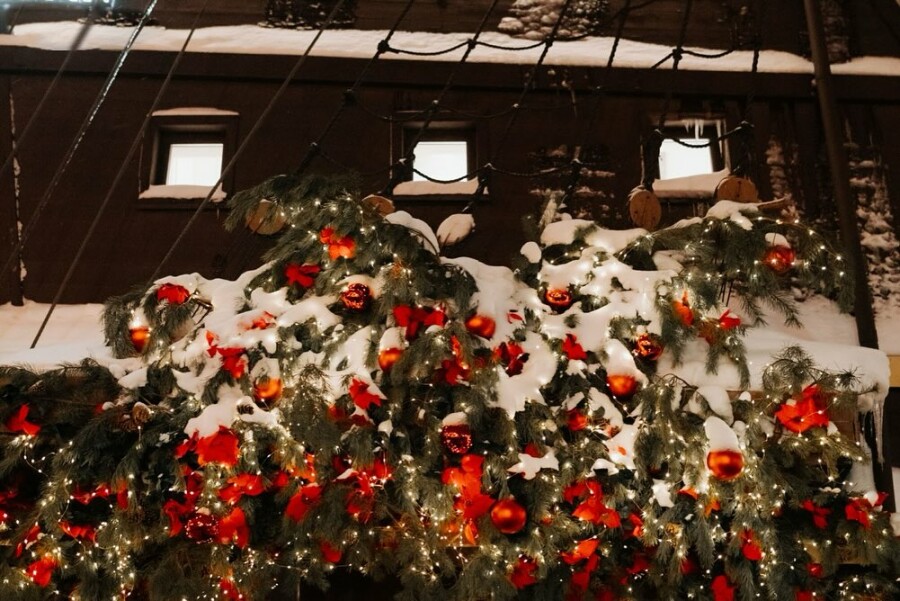 «А может быть в Питер и все