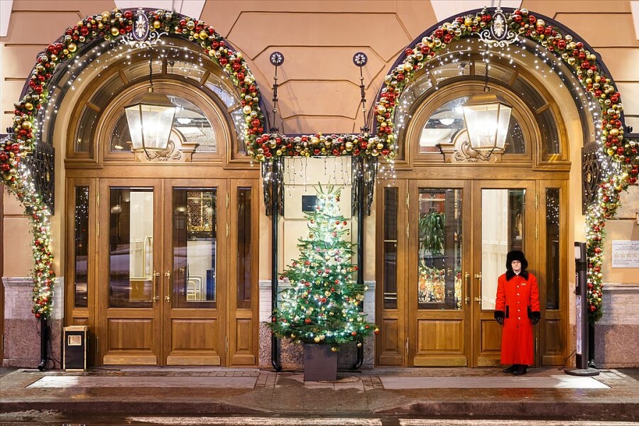 «А может быть в Питер и все