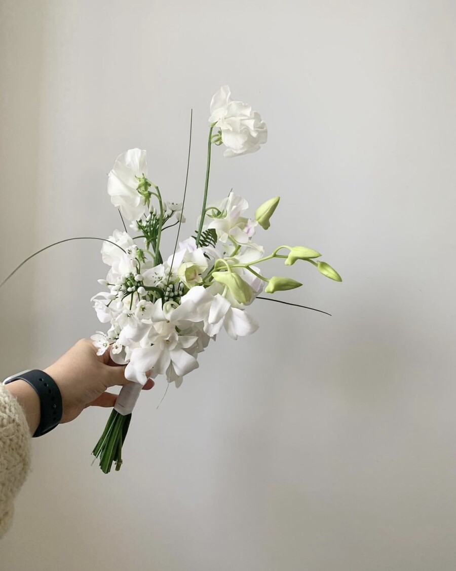 25 стильных идей для свадебного букета в