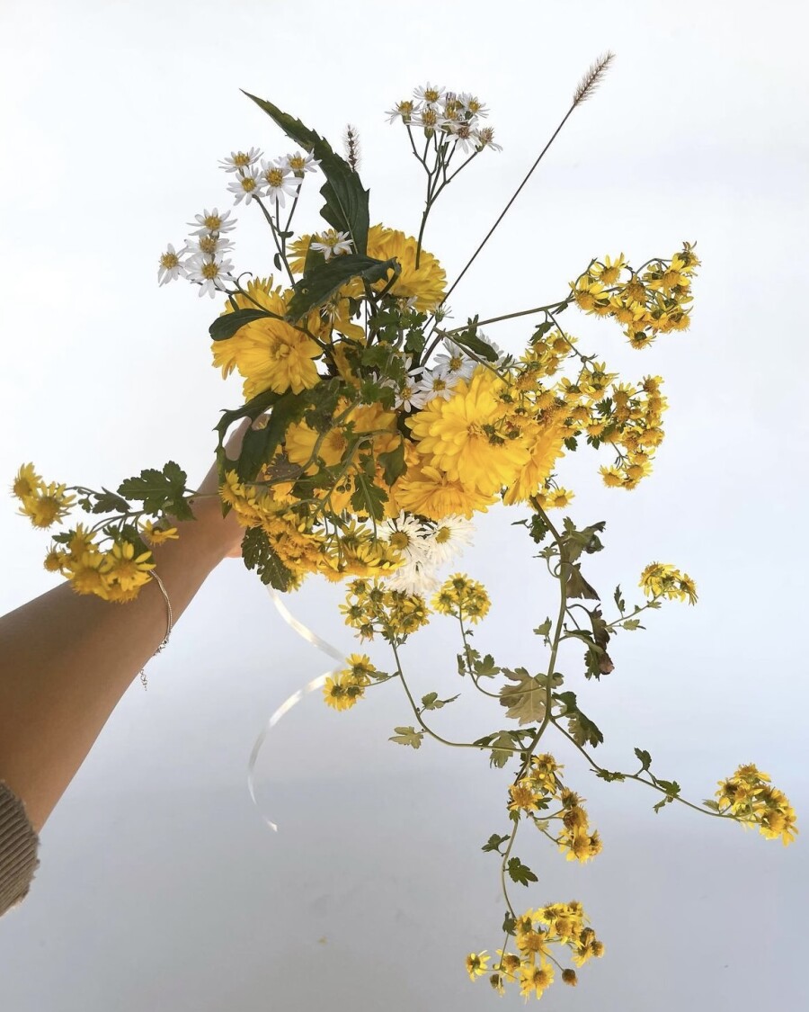 25 стильных идей для свадебного букета в