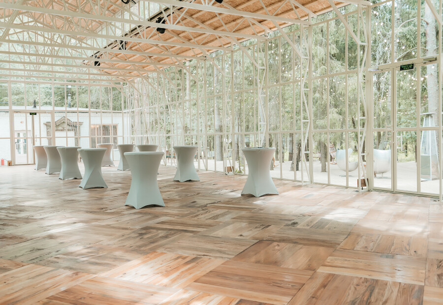 Скандинавский интерьер, закрытая территория и заповедный лес