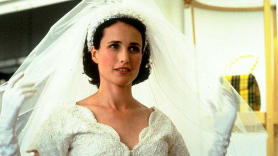 Незабываемые свадебные платья из кино 90-х