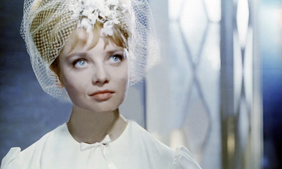 5 стильных свадебных образов в советском кино
