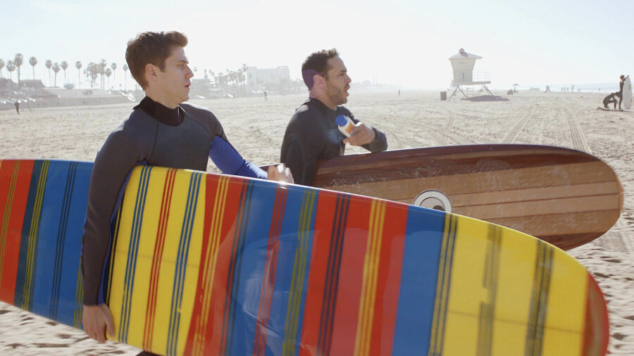 10 красивых сериалов про лето, любовь и