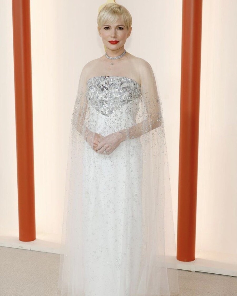Свадебные платья — главный модный тренд «Оскара-2023»