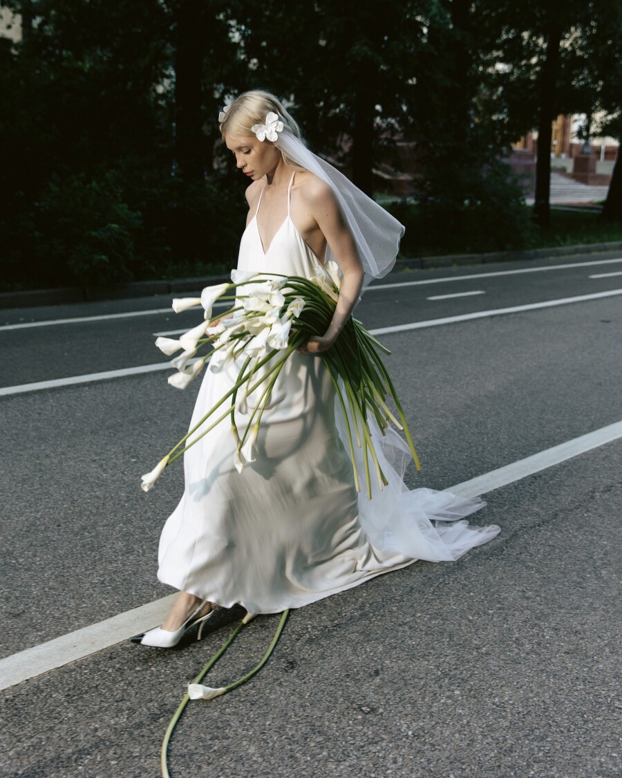 Свадебные фотографии сезона 2023, которые запомнились нам