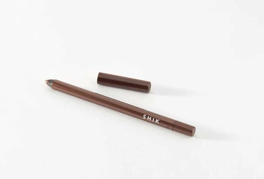 Карандаш-кайал — незаменимый продукт в косметичке