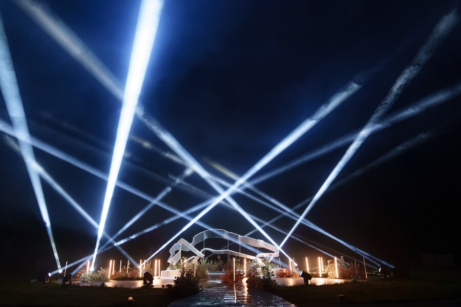 Как визуализировать историю пары в свадебной концепции?