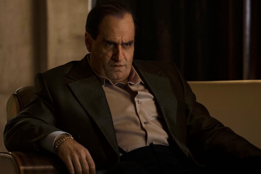 Возвращение «Эмили в Париже», «Землевладелец» с Билли