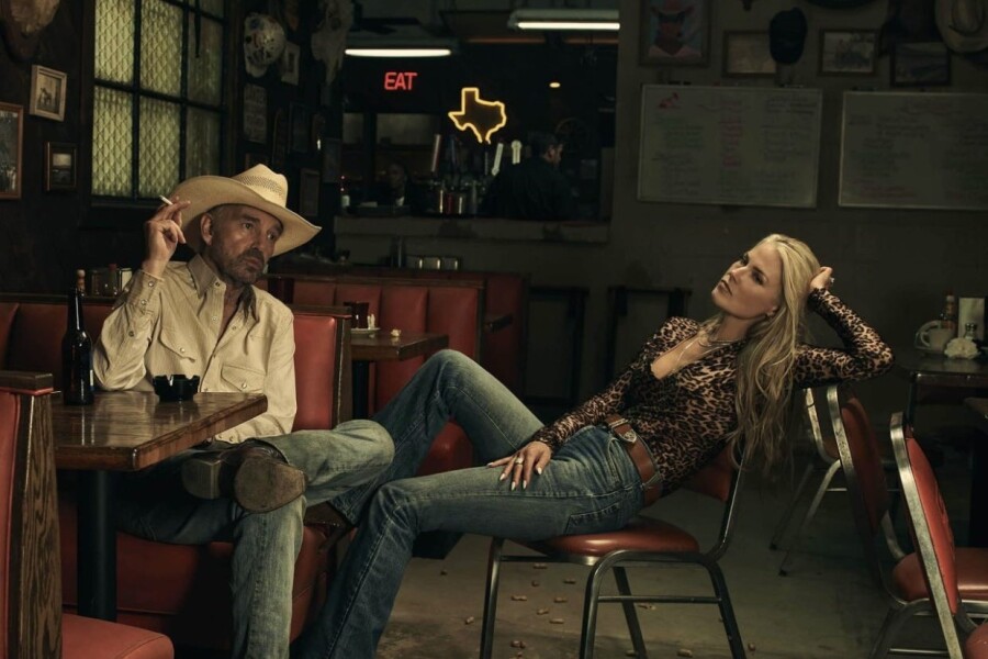 Возвращение «Эмили в Париже», «Землевладелец» с Билли