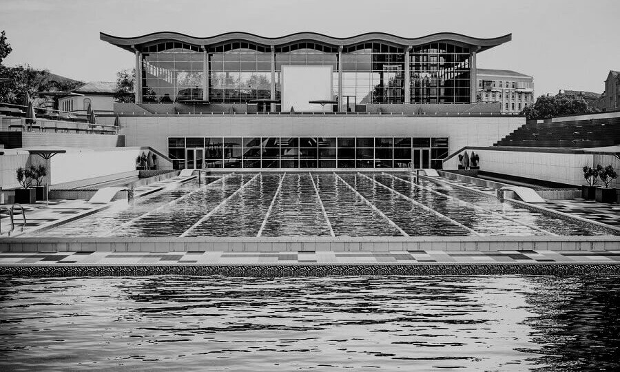 Все купаться! Рассказываем о бассейнах под открытым