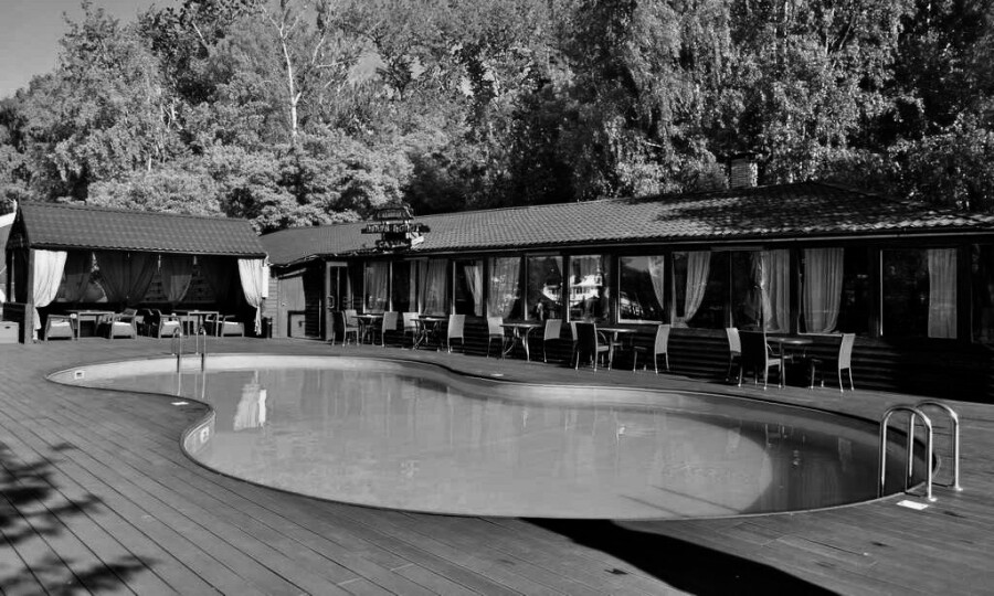 Все купаться! Рассказываем о бассейнах под открытым