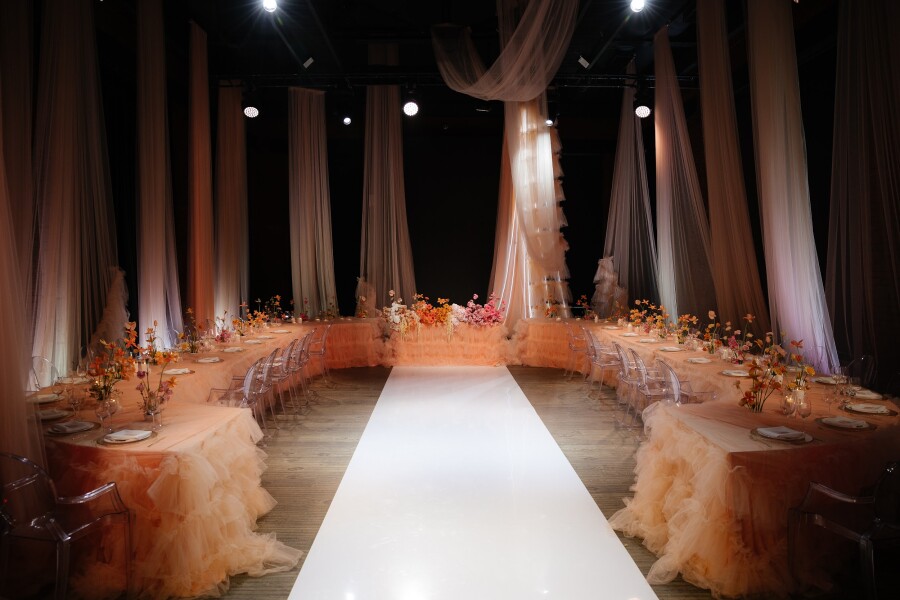 Рюши, сочная флористика и настоящая весна на