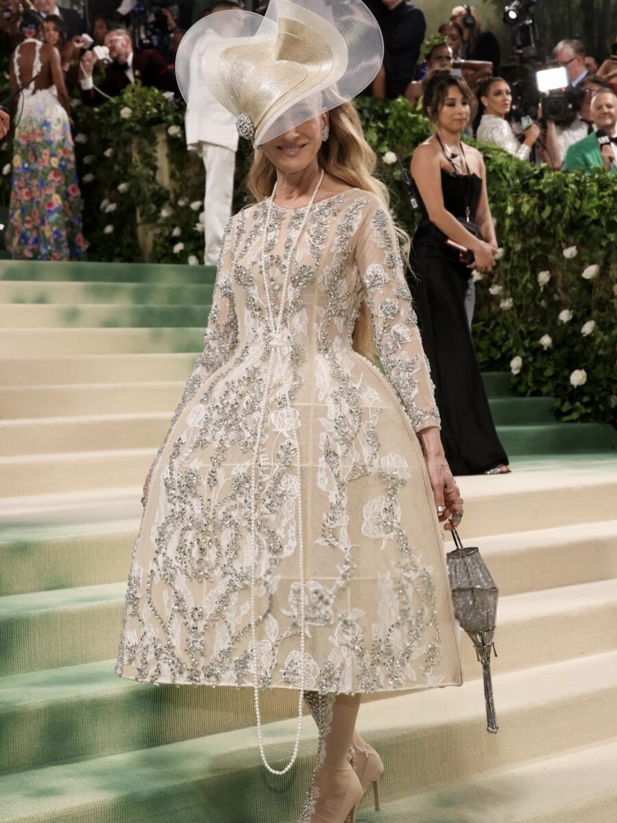 Парад невест. Лучшие свадебные образы на Met