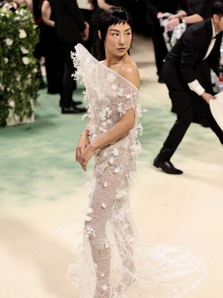 Парад невест. Лучшие свадебные образы на Met