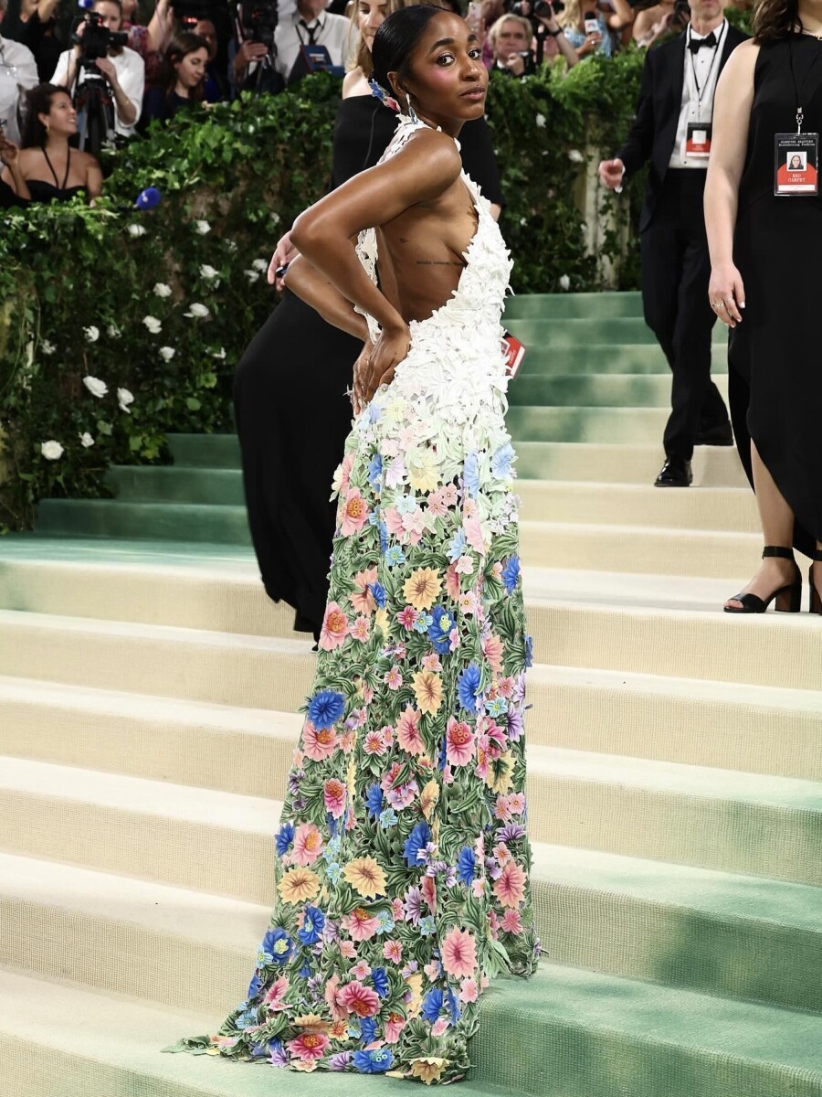 Парад невест. Лучшие свадебные образы на Met