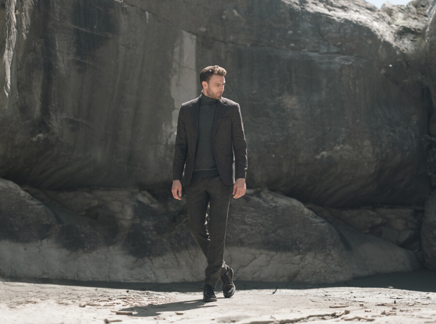 Что надеть жениху на свадьбу: 5 костюмов