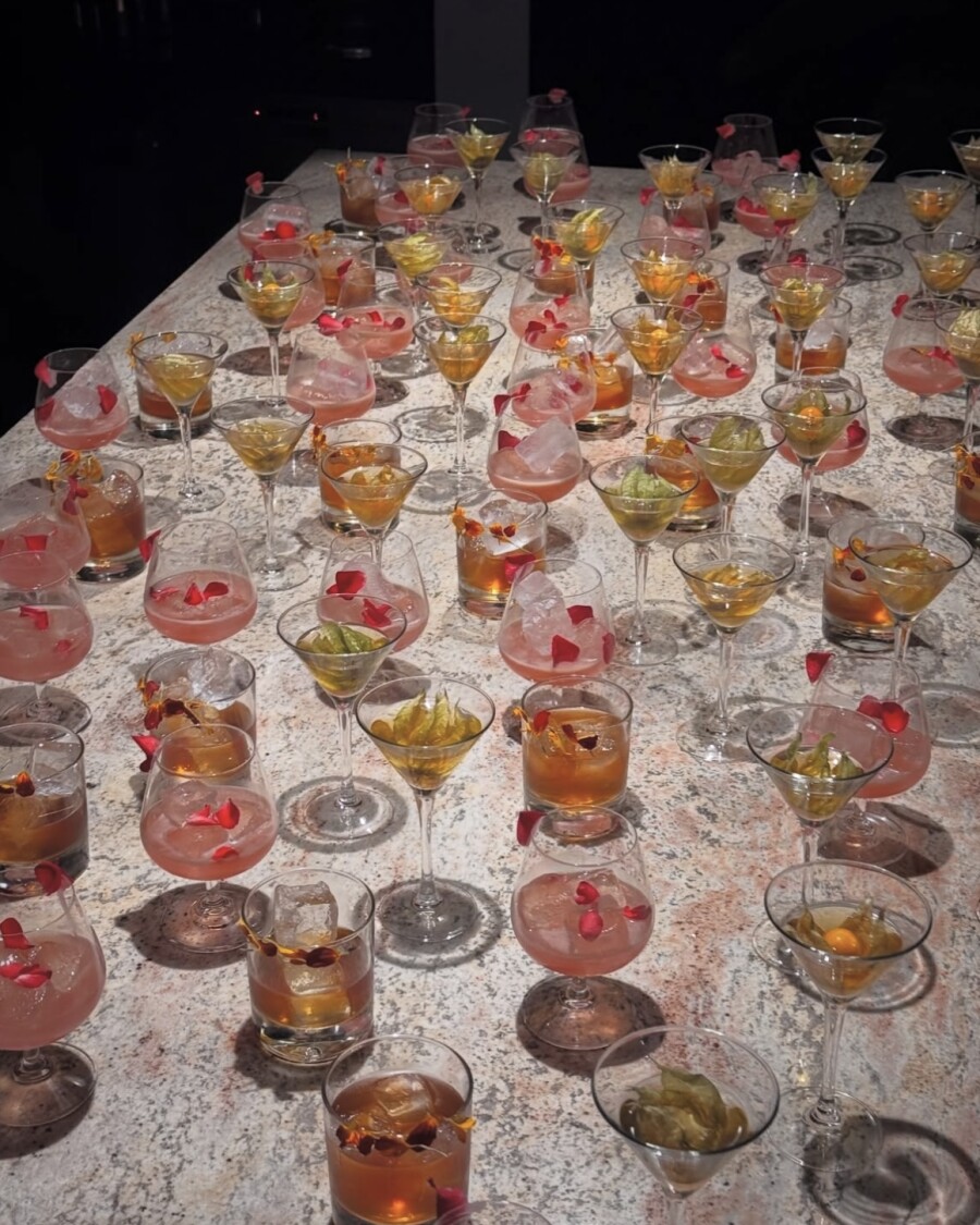 Идеи новогодних сервировок — 2026, которые несложно