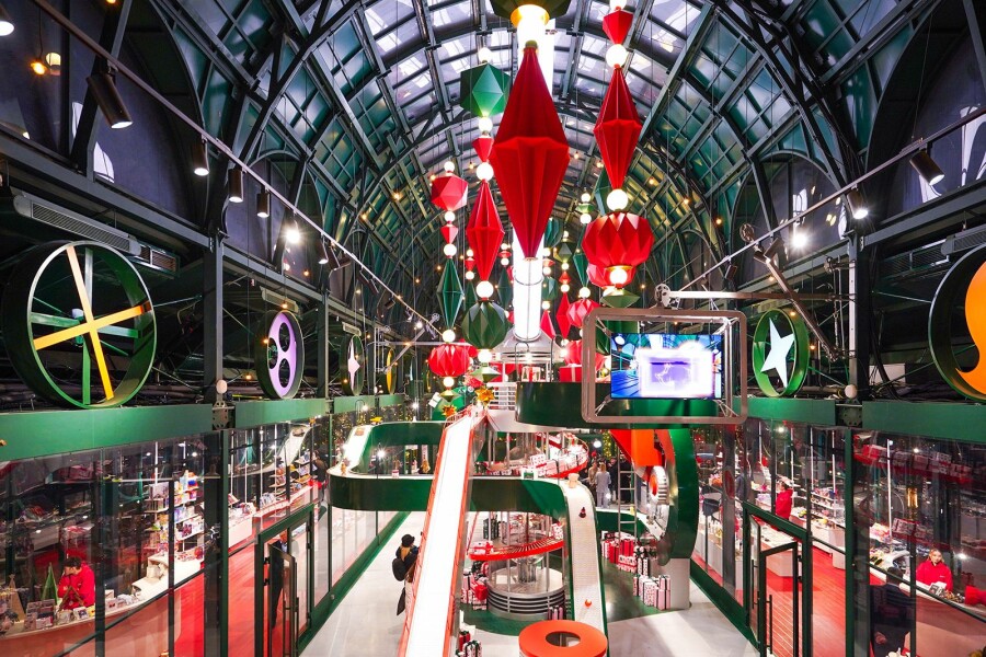 Праздник к нам приходит: новогодние ярмарки в