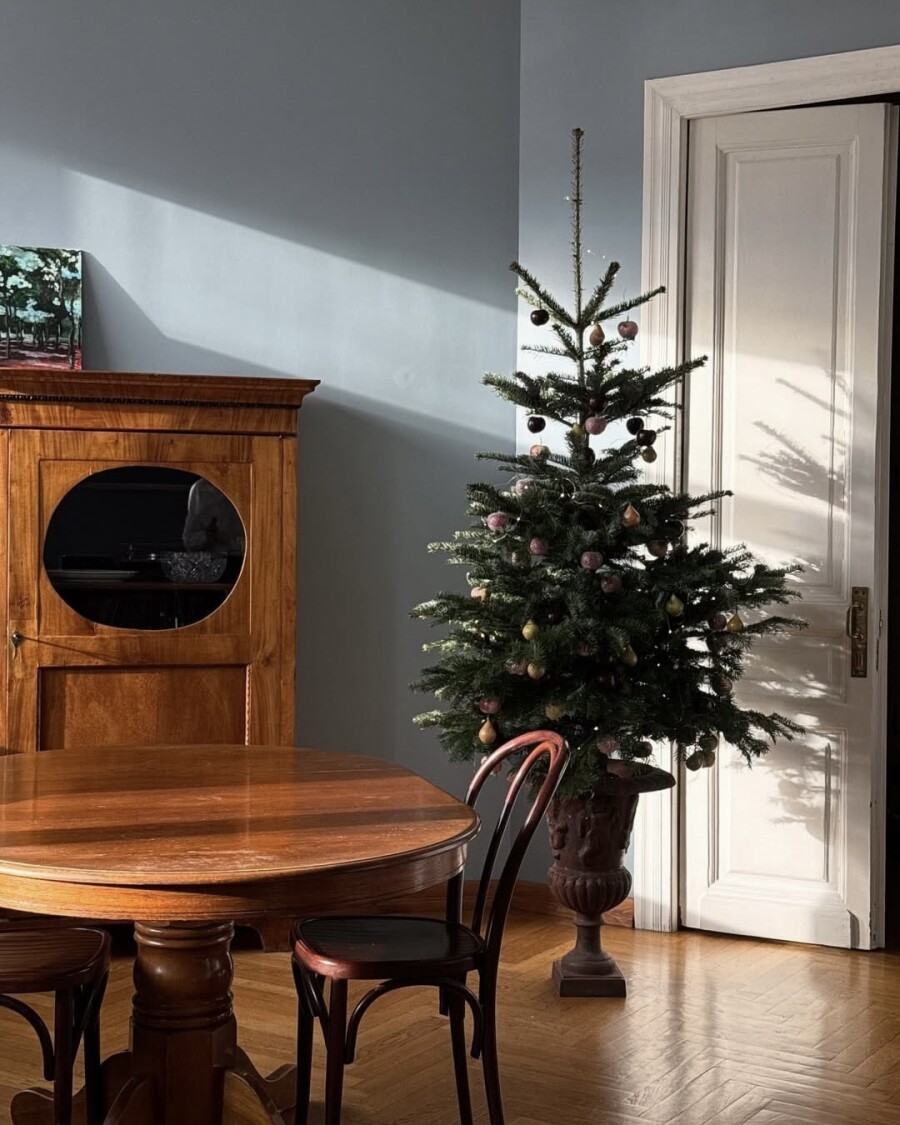 Как красиво нарядить елку в 2026 году