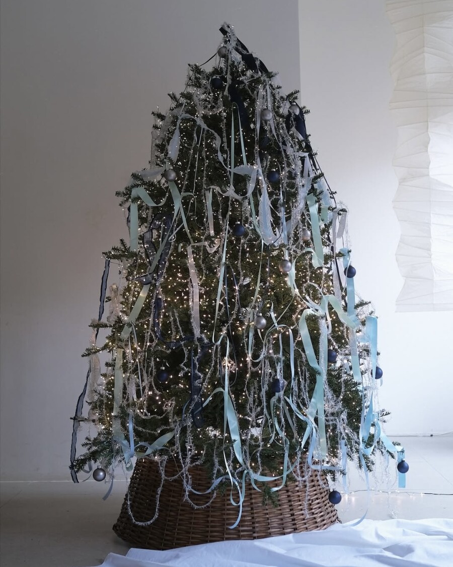 Как красиво нарядить елку в 2026 году