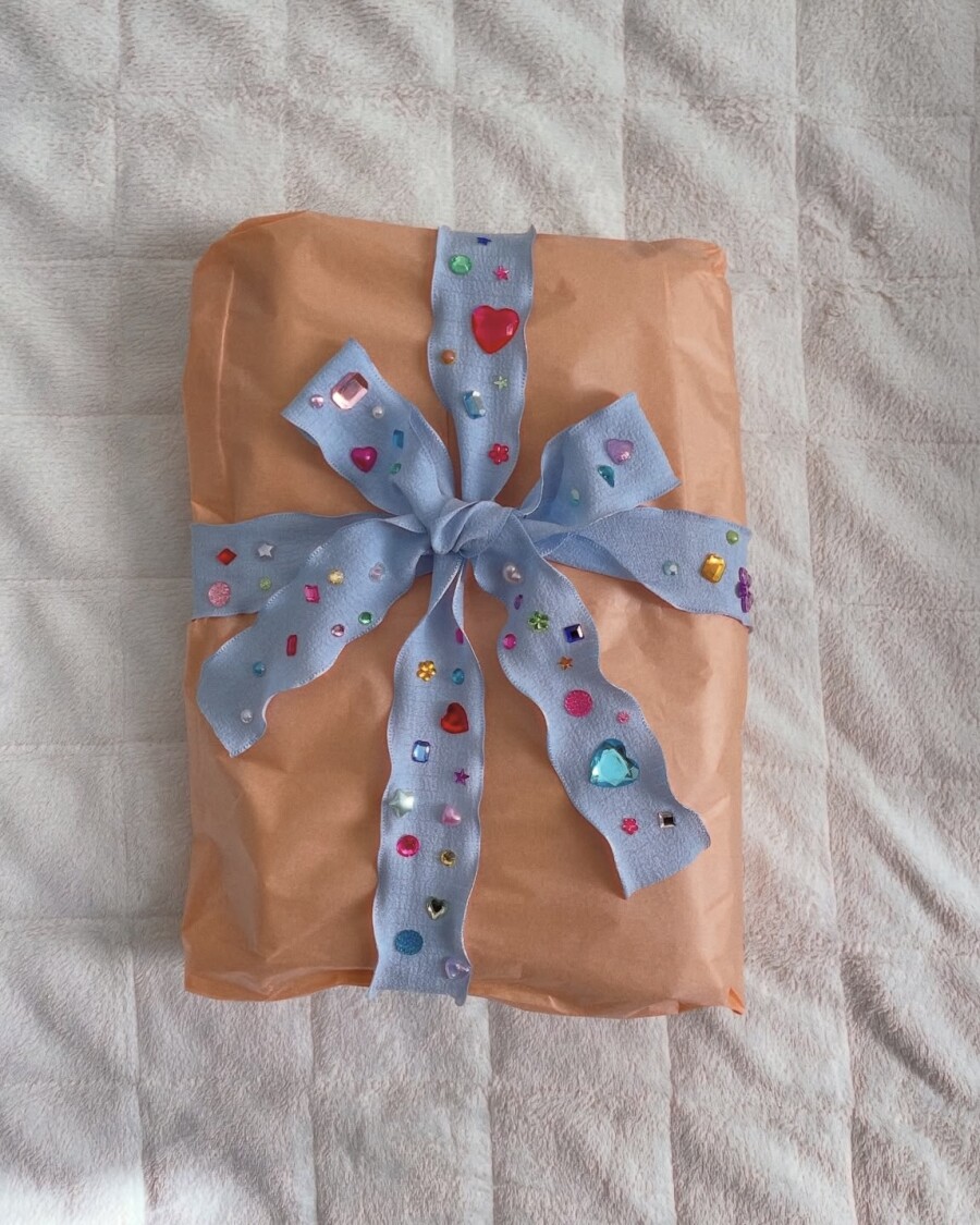 От гигантских конфет до конвертов с кармашками: