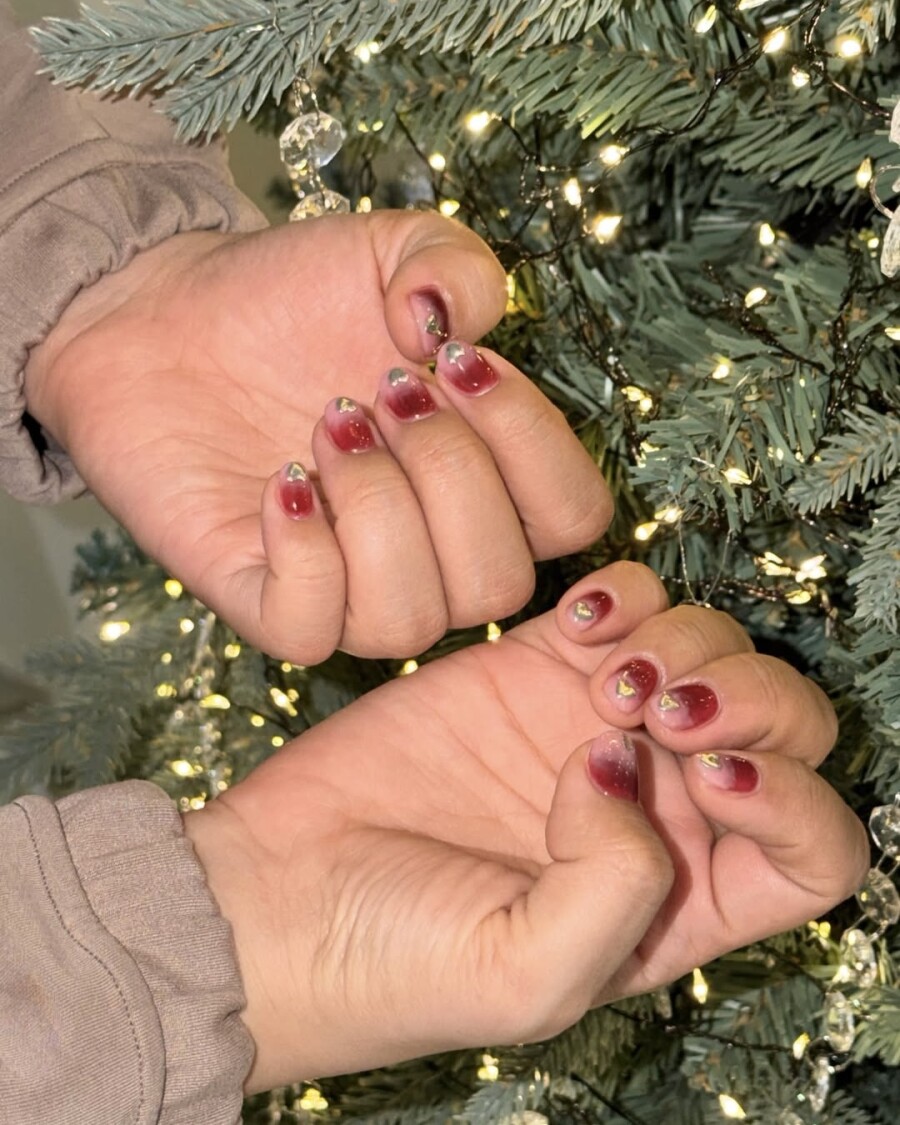 Маникюр на Новый год Красной Огненной Лошади?