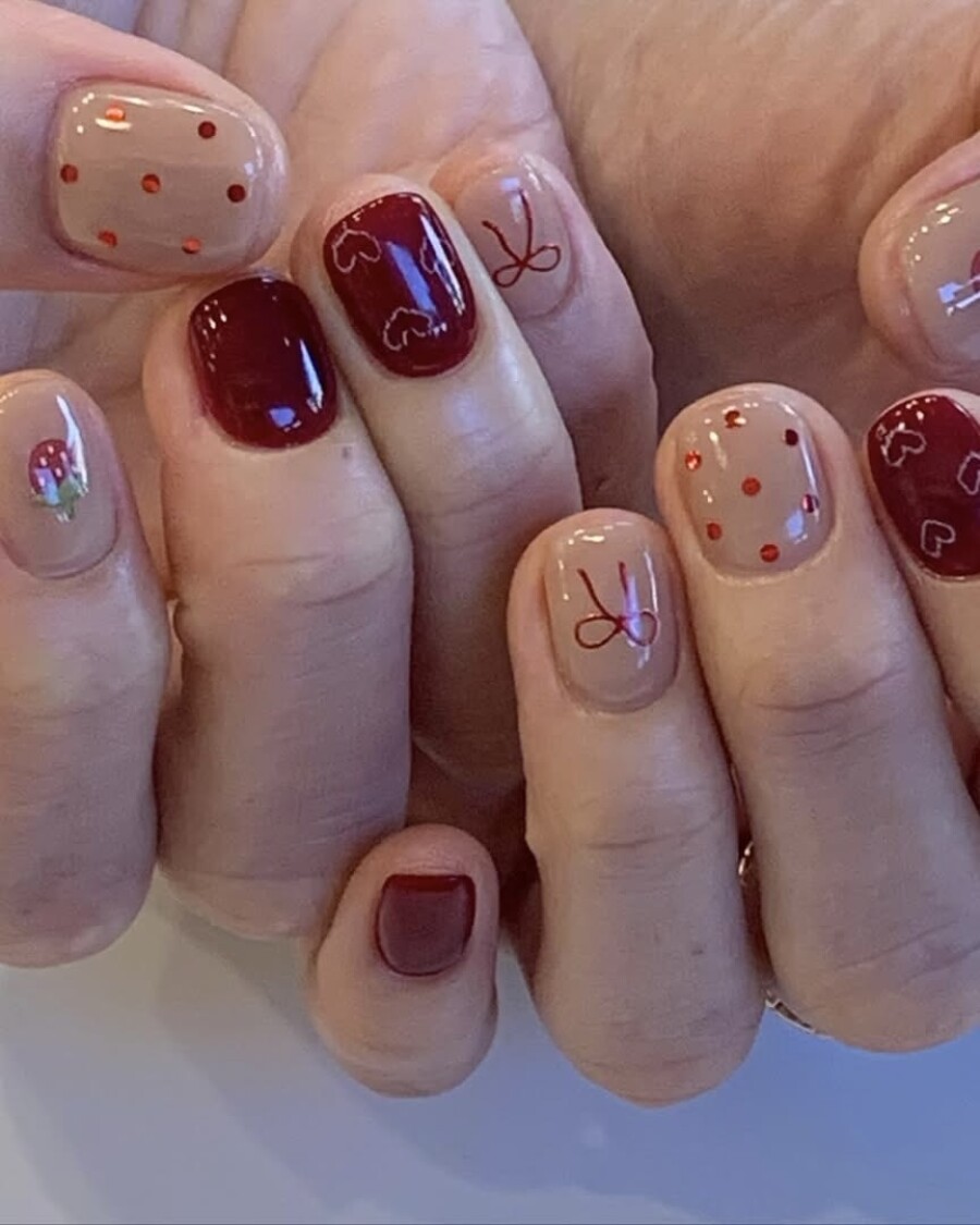 Маникюр на Новый год Красной Огненной Лошади?