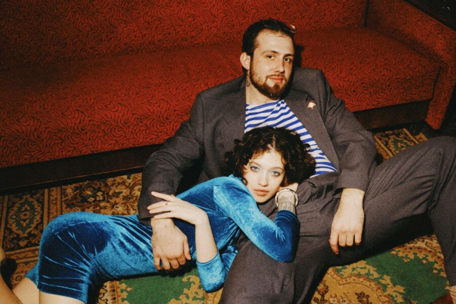 Интервью с невестой: о вдохновении 90-ми, винтажных