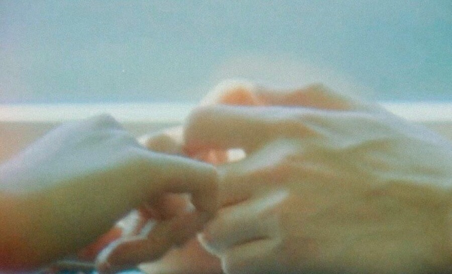 Как понять, что мужчина влюблен, с помощью