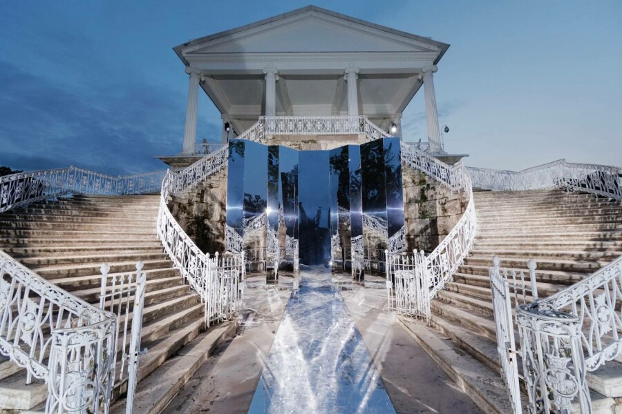 Как создавался показ Lichi, который соединил в