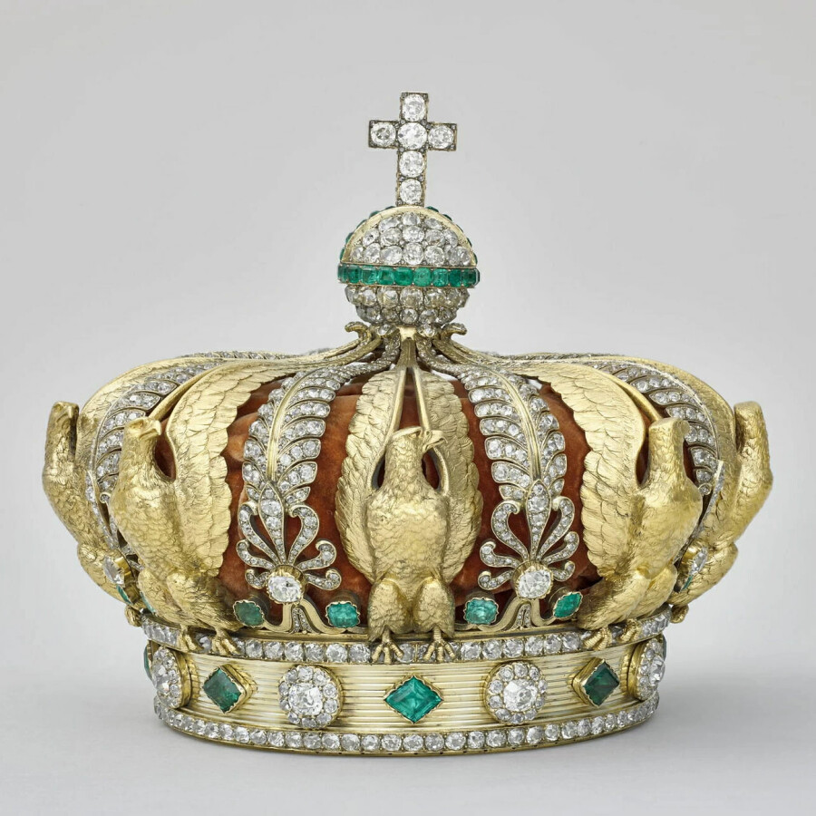 Похищенные украшения Лувра и их владелицы — все,