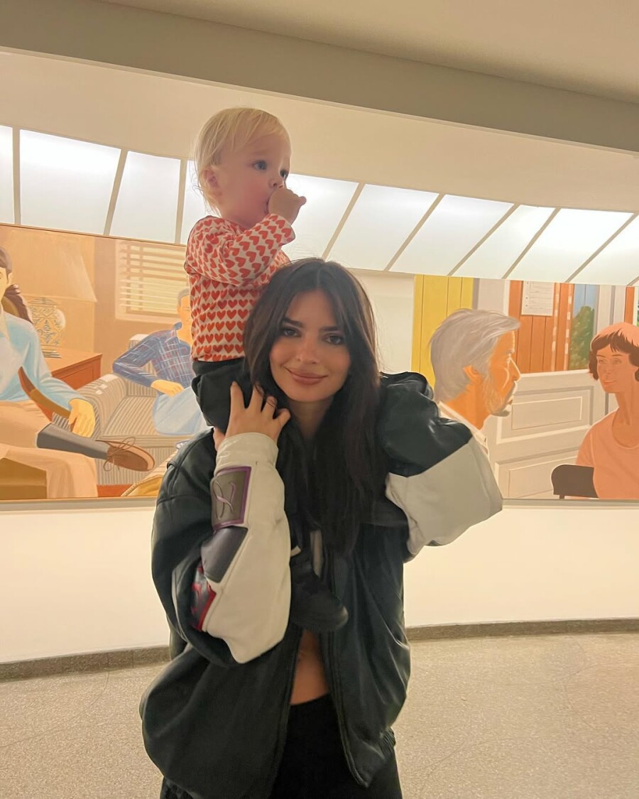 Как селебрити одевают своих детей