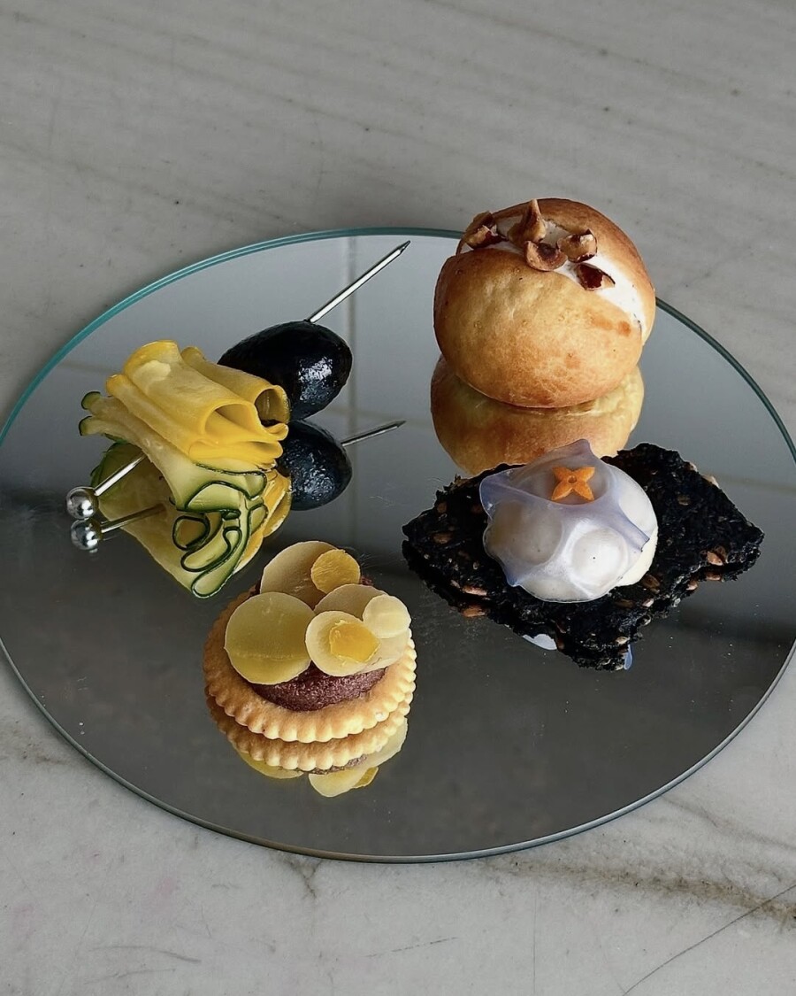 Канапе как искусство: как подавать закуски на