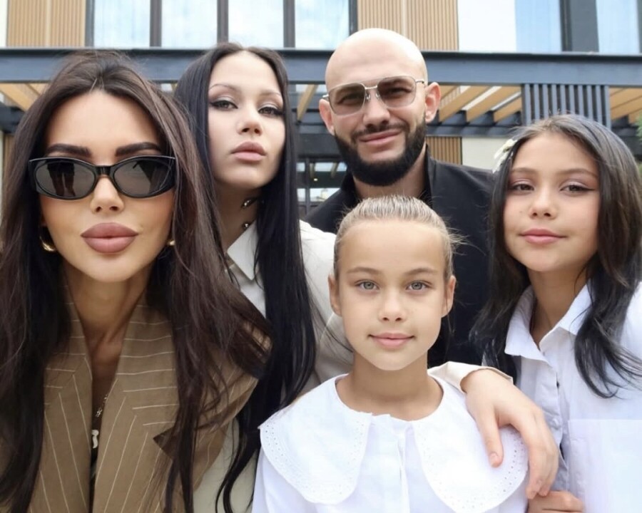 Оксана Самойлова и Джиган официально развелись