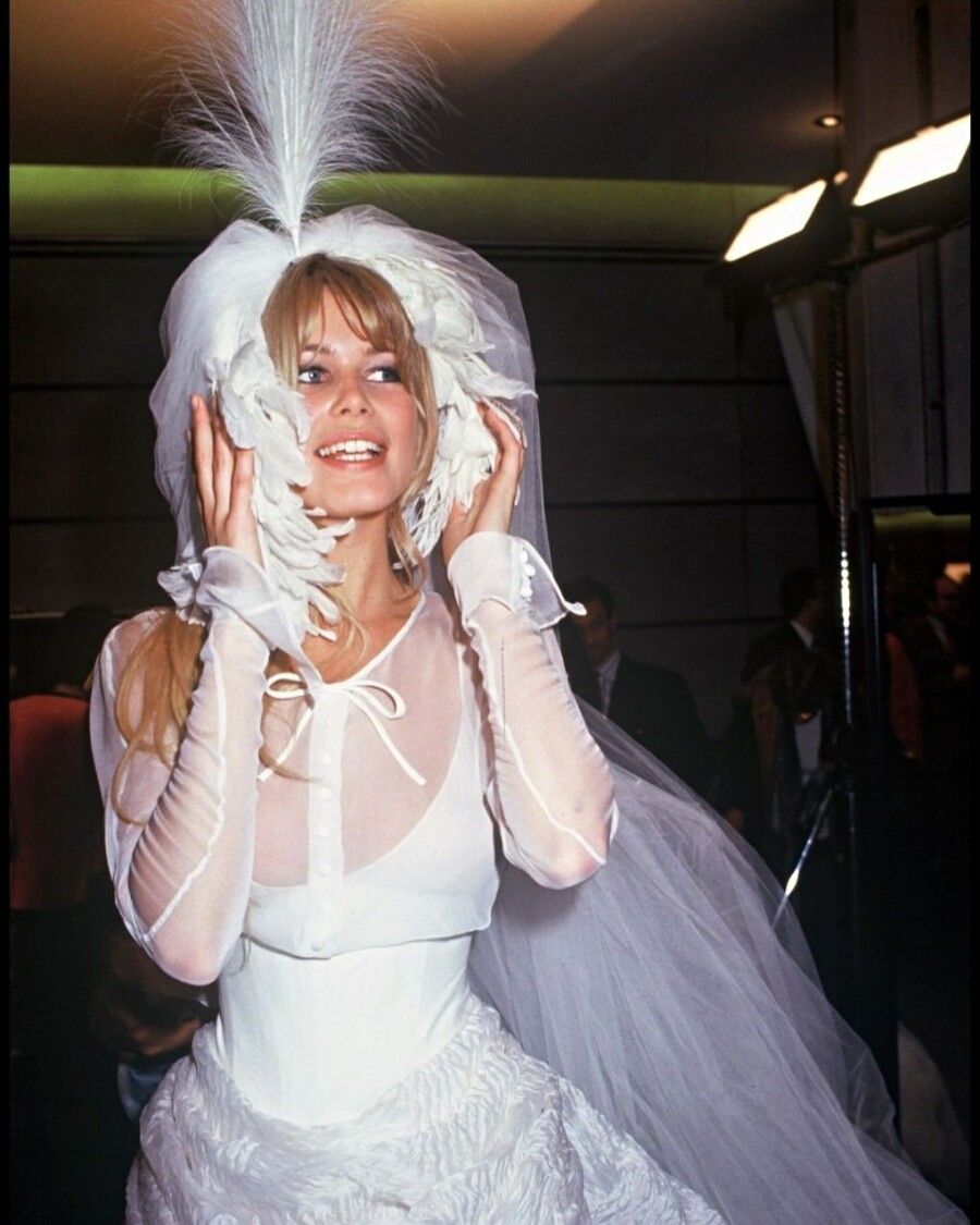 Невесты Карла Лагерфельда: культовые образы Chanel, изменившие