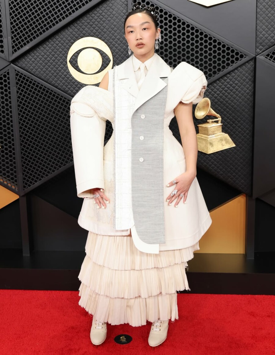 Лучшие образы звезд и победители «Грэмми» —