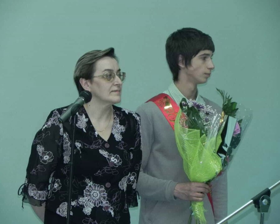 Как на своих выпускных выглядели Маш Милаш,