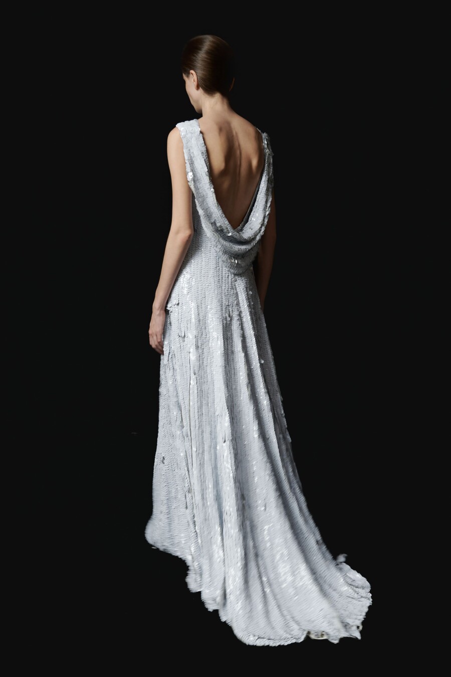 Какая она — невеста Valentin Yudashkin 2026?