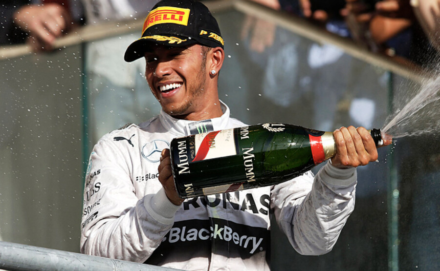 «Формула любви»: как Bonweddings превратили Skyriver в