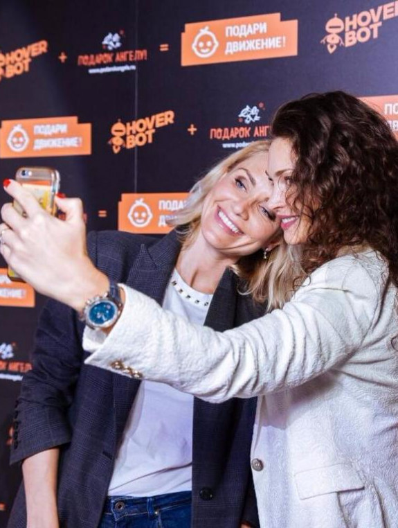 Ведущий Антон Абучкаев провел благотворительное мероприятие