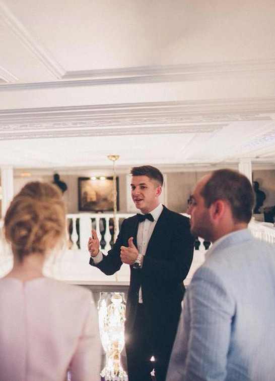 Вопросы ведущему на свадьбу при встрече | Что спросить